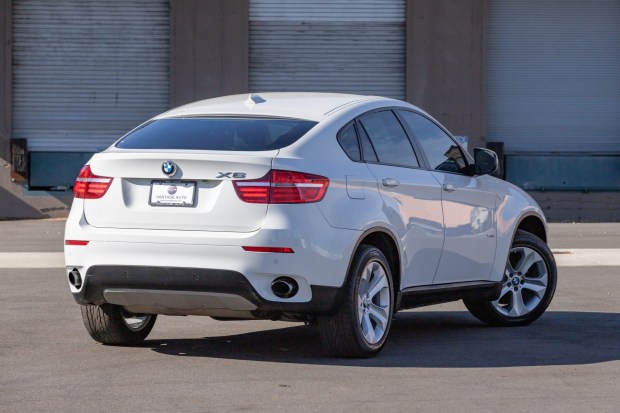 No Reserve: 2013 BMW X6 xDrive35i