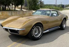 1969 Chevrolet Corvette Coupe L68 427/400 4-Speed