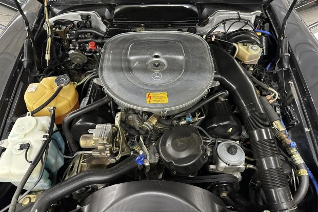 18k-Mile 1989 Mercedes-Benz 560SL