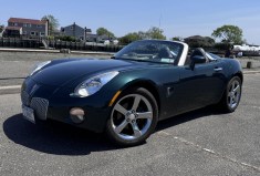 No Reserve: Original-Owner 2006 Pontiac Solstice 5-Speed