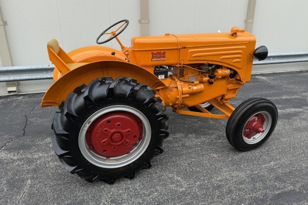 No Reserve: 1947 Minneapolis-Moline RTI