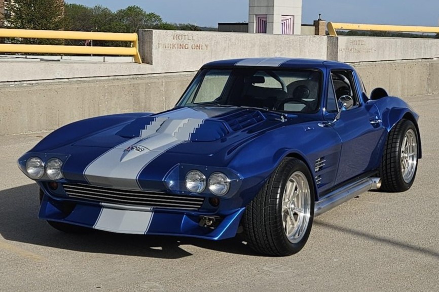 LT4-Powered C2 Corvette Grand Sport Replica 6-Speed