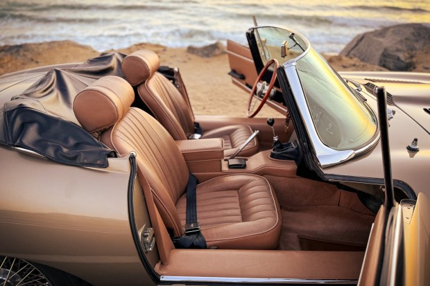 1970 Jaguar XKE Series II Roadster