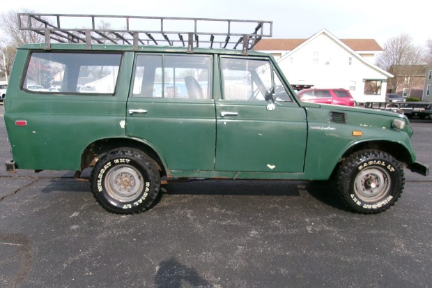 No Reserve: 28-Years-Owned 1972 Toyota Land Cruiser FJ55 Project