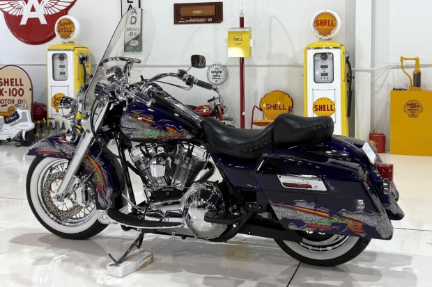 No Reserve: 9k-Mile 1995 Harley-Davidson Road King