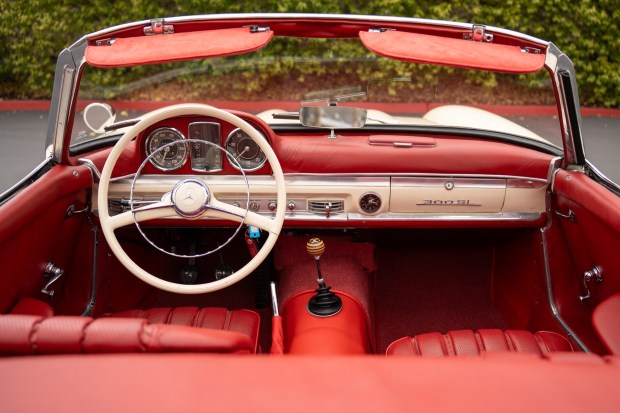 300SL-Style 2001 Mercedes-Benz SLK320 6-Speed