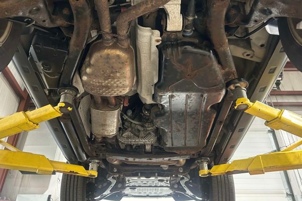 26k-Mile 2010 Land Rover LR4 HSE