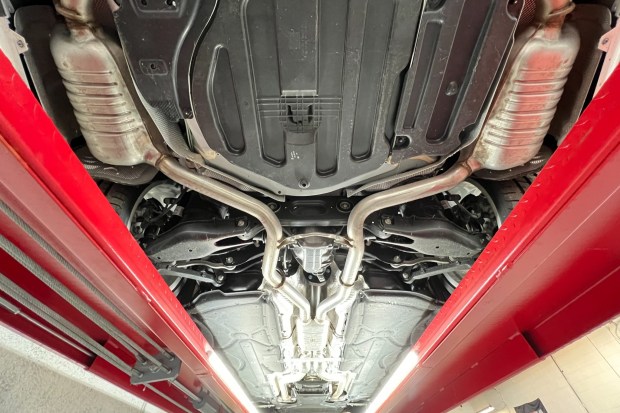 4,300-Mile 2014 Mercedes-Benz CLS550 4MATIC