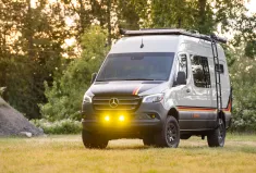2020 Mercedes-Benz Sprinter 2500 4×4 Camper Conversion